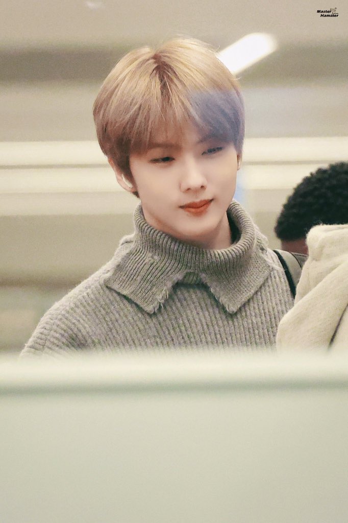 eunoicjisung's tweet photo. angel https://t.co/nb5i1aJx05
