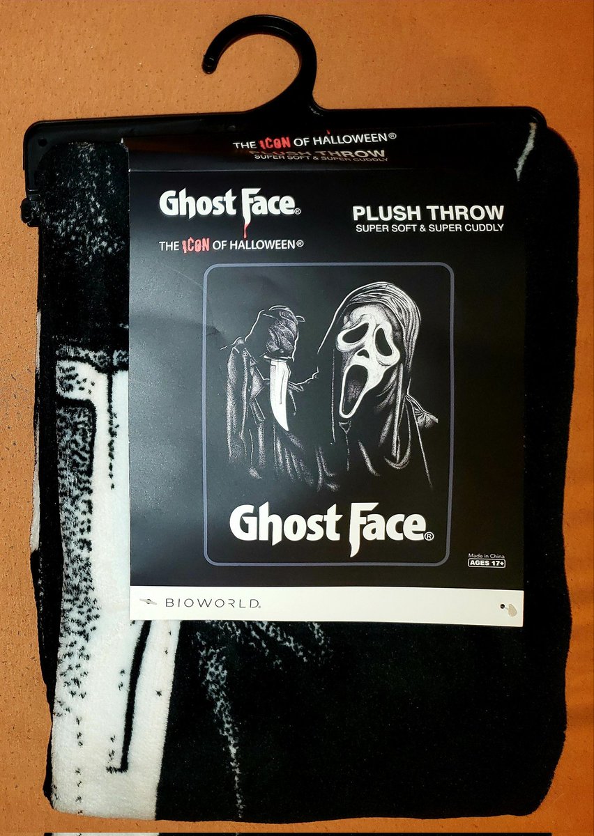 TheGhostHost's tweet image. 🔪 GIVEAWAY 🔪

I'm giving away a new Scream Ghost Face plush throw blanket! 😱

For your chance to win this blanket all you have to do is Follow me, Like and Retweet this post! 🩸

Ends at 12:00am EST April 30th, 2023, winner announced later that day!

⬇️ Important Details ⬇️…