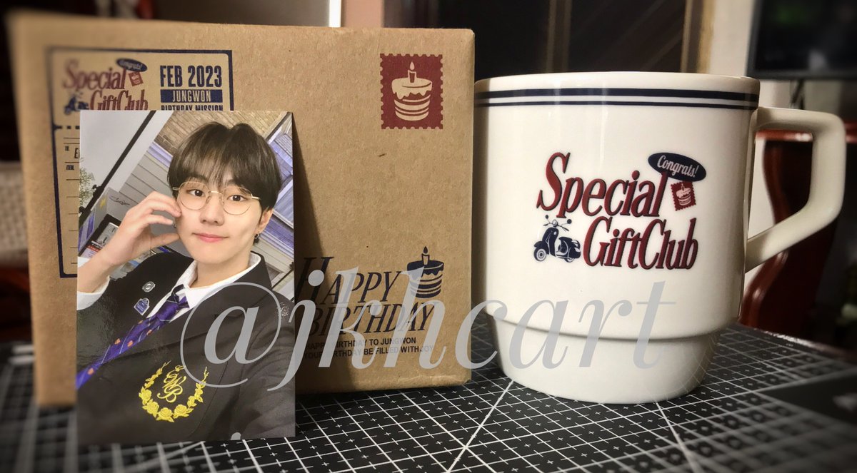 jkhcart's tweet photo. Bilis nagkaubusan ng slots for the 1st p.o. of jw sgc merch, lalo na yung mug. Decided to take my chances and claimed from a shop Iβve never ordered from before; hindi naman ako nabigo kasi sobrang smooth lang ng transaction. Tysm @kseoulifybudols and till our next one! π«Ά https://t.co/NdWrQMrX7F