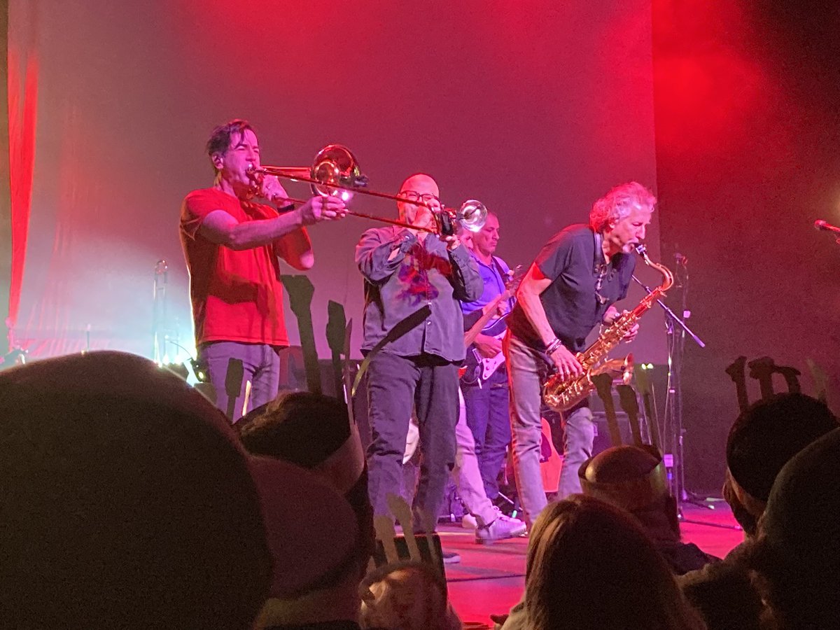 ThisMightBeAPod's tweet photo. A strong showing of TMBP guests at the Indianapolis show tonight!! Such an amazing time! @AudioMyo @DanaViperizes @basicsaurusjess @KenSimpson14 https://t.co/Lf8EtopN8h