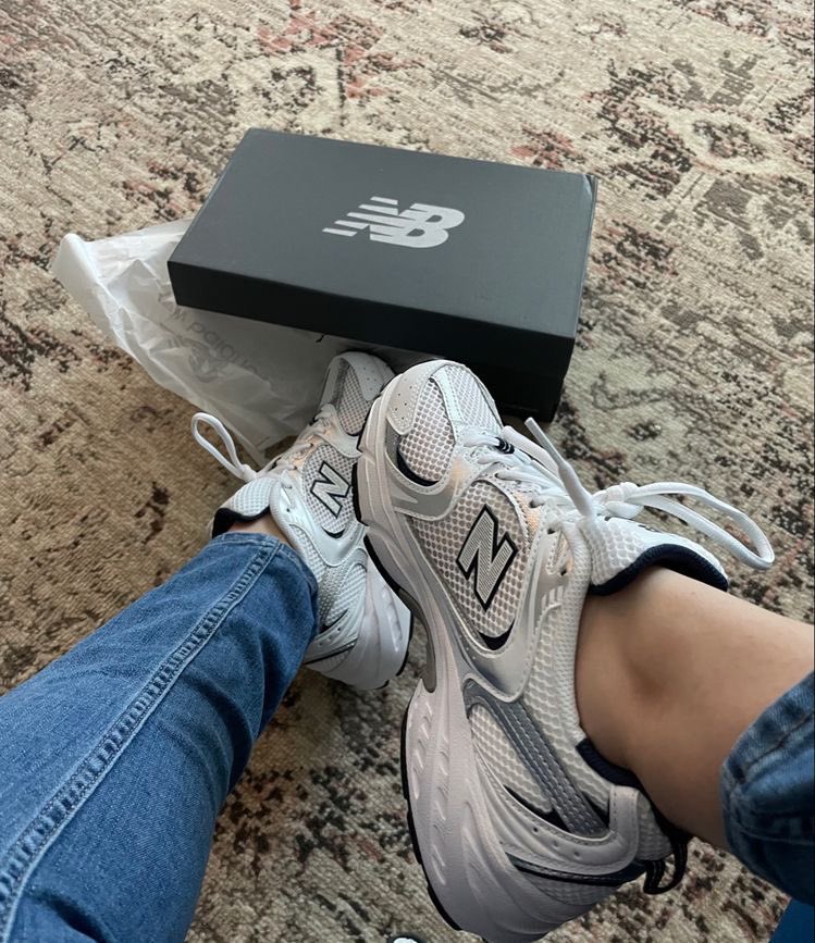 perakora's tweet image. พรี #newbalance530 SG กดช็อป officials 🇨🇳🥹

🫶🏻มัดจำคู่ละ 2,500 ที่เหลือจ่ายตอนถึงไทย  (ส่งฟรี)

SG 3,990฿

📌 ( ราคานี้ปิดรับ 29/03 เวลา 21.00 น.)
หลังกดรอสินค้า 7-10 วัน

#NewBalance #รองเท้าnewbalance #พรีออเดอร์รองเท้า #พรีออเดอร์จีน