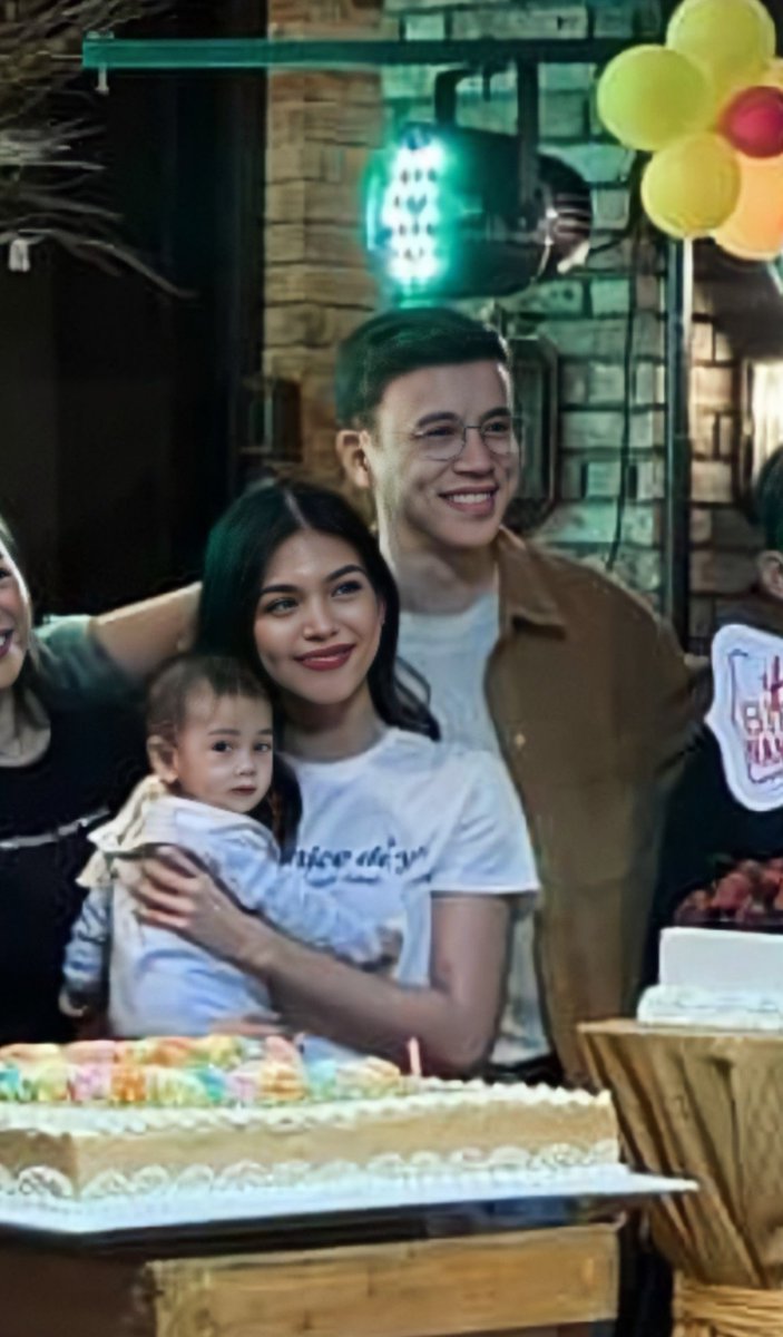 #MaMaine My babies are not getting younger anymore 🥺 soonnn 🤱 i'm not crying, you areee #MajaSalvador l #MaineMendoza