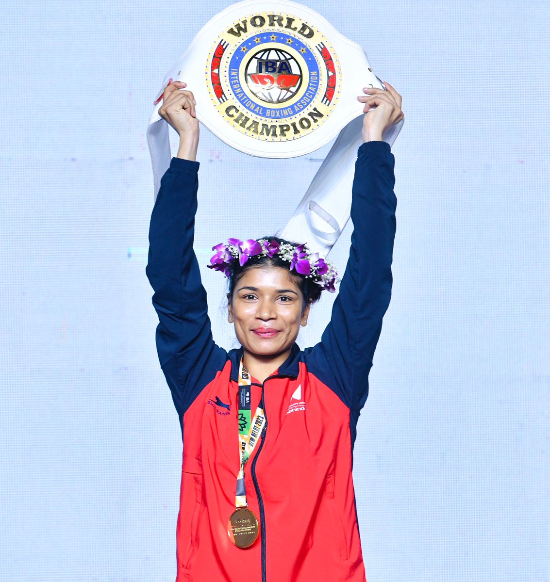 nikhat_zareen's tweet photo. 2023 WORLD CHAMPION 🥇

Ecstatic. Humbled. Grateful 😇

Extremely special for me to start the year with my second gold medal at World Championships in front of the home crowd. Thankful for your prayers and support 🙏
India, this one is for you 🇮🇳

#WWCHDelhi #WorldChampionships https://t.co/9sDlmrkvuv