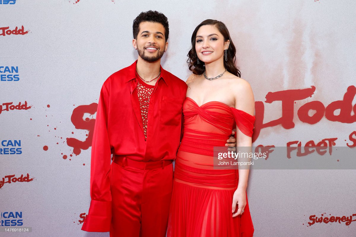 Annaleigh Ashford, Josh Groban, Jordan Fisher and Maria Bilbao attend 'Sweeney Todd: The Demon Barber Of Fleet Street' Broadway revival opening night at Lunt-Fontanne Theatre in New York City.

More 📸 #SweeneyTodd 👉 bit.ly/3JJpWMl
#AttendTheTale #AnnaleighAshford…