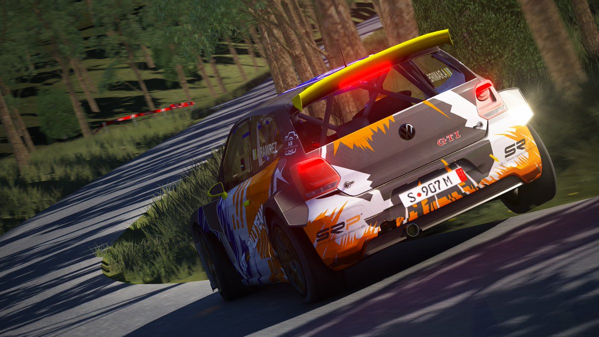 KRT_RallyTeam's tweet photo. #TeamKRT ON FIRE. En el rallye de Pontevedra Isaac mayor debutaba en el equipo ganando la categoria kit car y encajandose en el 3 lugar de la general mientras que Aday Ramirez hacia lo propio con la N5 y alcanzaba el 6 puesto de la general, BRUTAL!! @SRPsimracingpro https://t.co/Idl3RFiBdd