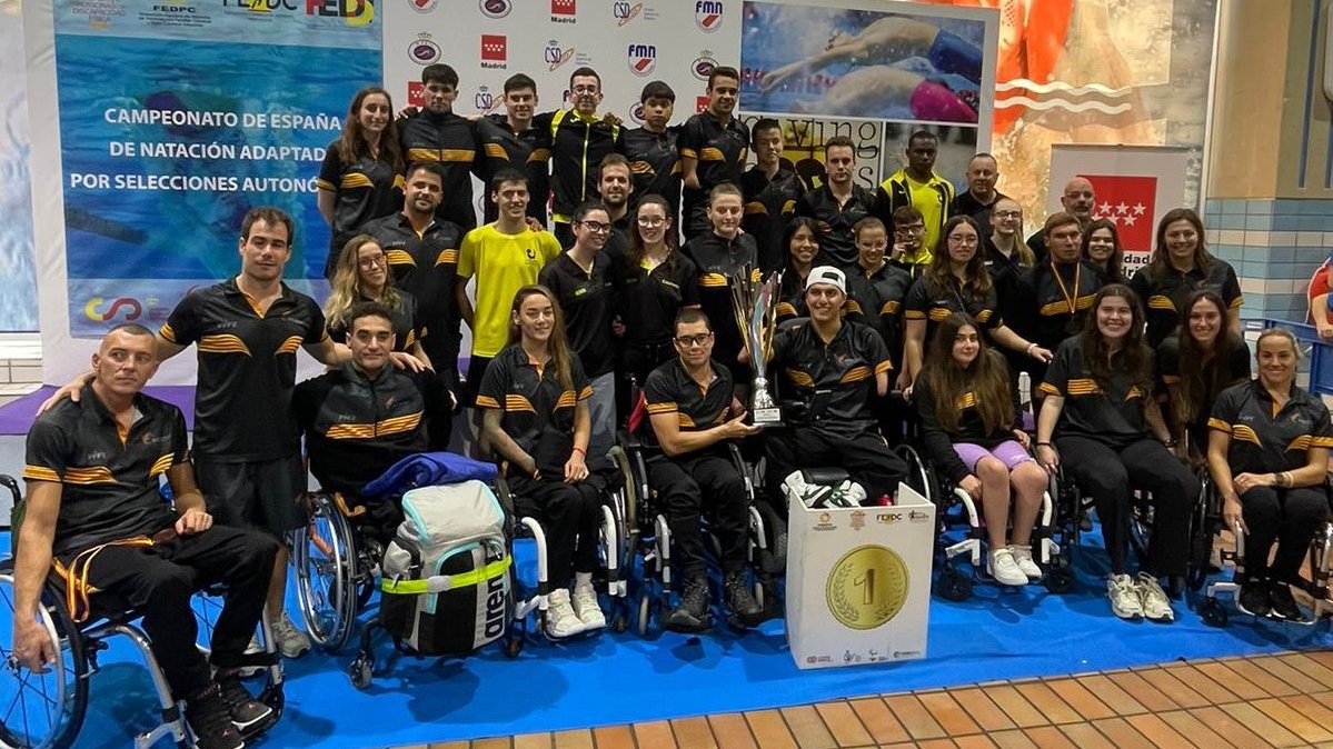 Comité Paralímpico Español (@paralimpicos) on Twitter photo Y éste ha sido el resultado del Campeonato de España de Natación Paralímpica por Comunidades Autónomas disputado este fin de semana en Madrid:
🥇 Cataluña
🥈 Comunidad Valenciana
🥉 Andalucía
¡Felicidades a todos! 👏👏
📸 <a href="/MichaelTubia/">Michael Tubía</a> Y éste ha sido el resultado del Campeonato de España de Natación Paralímpica por Comunidades Autónomas disputado este fin de semana en Madrid:
🥇 Cataluña
🥈 Comunidad Valenciana
🥉 Andalucía
¡Felicidades a todos! 👏👏
📸 <a href="/MichaelTubia/">Michael Tubía</a>