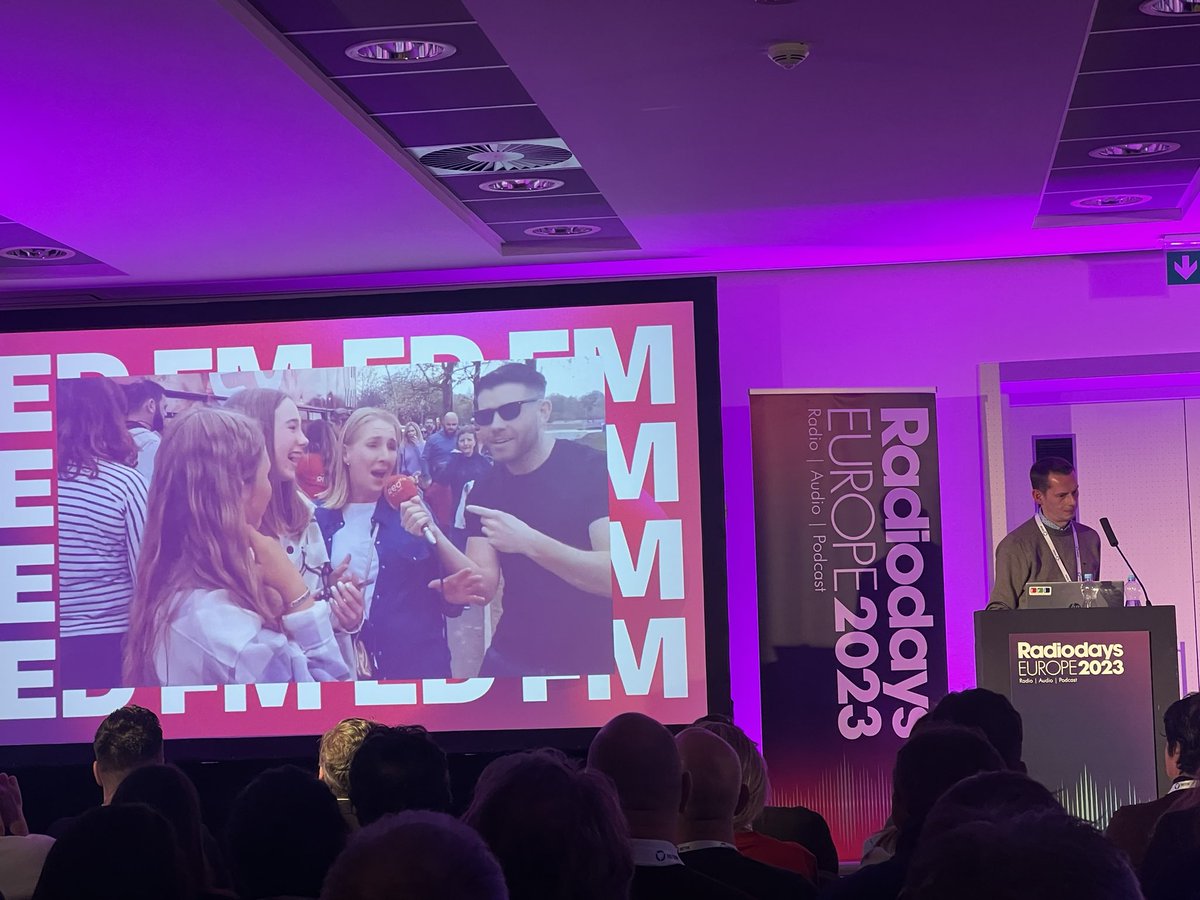 JSTweetsDigital's tweet photo. Standing room only for @mrniallpower from @beat102103 presenting the BEST radio promotions in the world in the past year! First up #EdFM from @CorksRedFM 🙌 @RadiodaysEurope #rde2023 https://t.co/xqhKPsL39v