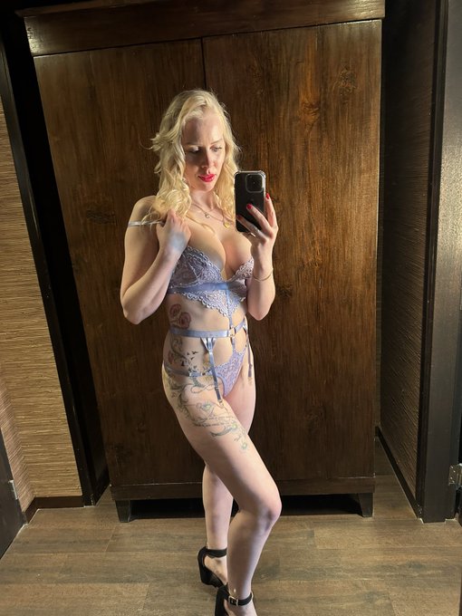 Hoe was je weekend schat? Er komt nieuwe content online! 🫦    https://t.co/lzb1C9kZ3J https://t.co/pULmAmYIuw<a href="/tag/model"class="tags"><span>#model</span></a><a href="/tag/blond"class="tags"><span>#blond</span></a><a href="/tag/sexy"class="tags"><span>#sexy</span></a><a href="/tag/hot"class="tags"><span>#hot</span></a><a href="/tag/naugthy"class="tags"><span>#naugthy</span></a><a href="/tag/stout"class="tags"><span>#stout</span></a><a href="/tag/f2f"class="tags"><span>#f2f</span></a>