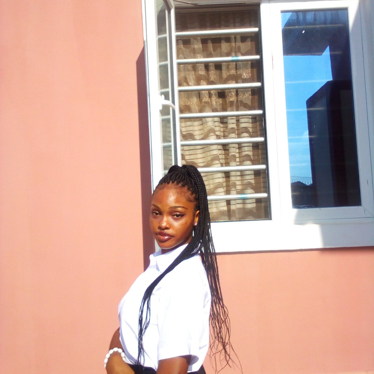 claireifudu_'s tweet photo. First day in uni..👩‍⚖️🤭🤍 https://t.co/uFKwUTKRul