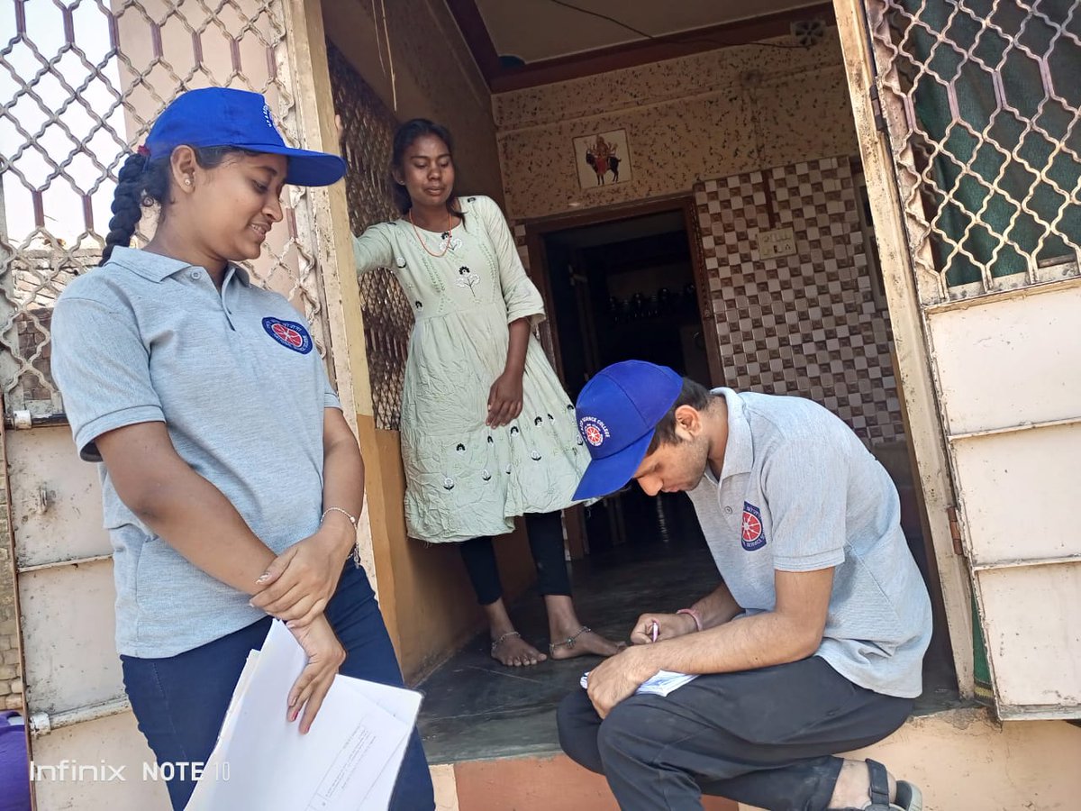nss_vp's tweet photo. Survey conduct by NSS Volunteers during Special Camp on "Survey Of Youth Not In Formal Education or Regular Employmen". 

@ianuragthakur @nssgujarat @_NSSIndia @kamalkumarkar @YASMinistry 
#NSS #NSSIndia #Specialcamp #survey #nssgujarat https://t.co/XtY7Oy9Lg2