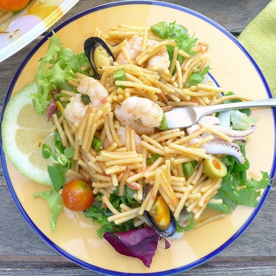 GraceVVu's tweet photo. Shrimp and Fideo Noodle #salad. #summerrecipes #arfood https://t.co/SyenvIiX2M https://t.co/5veliGm0Qb