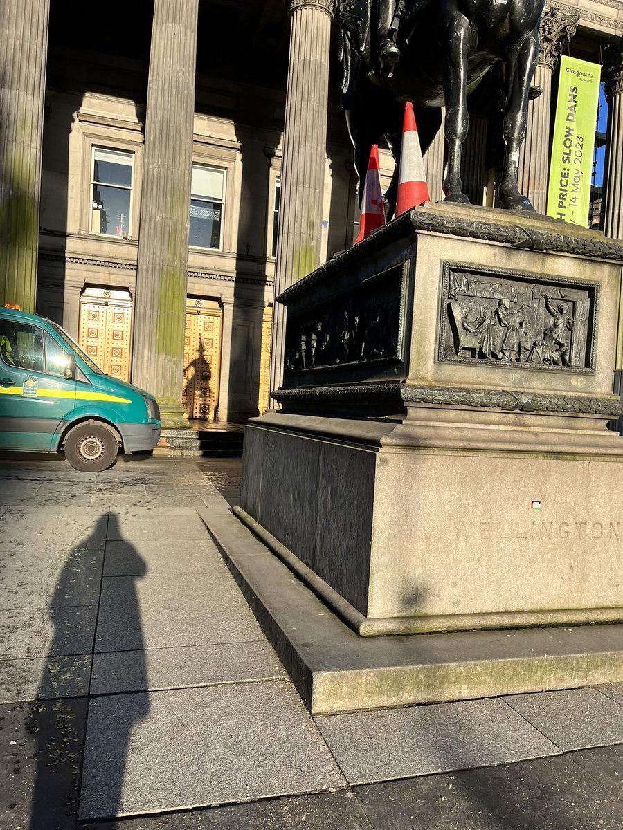 WestEndShiv's tweet photo. The Duke of Wellington’s shadow is giving off Elphaba vibes today. #Glasgow #Wicked https://t.co/DvpySth6aq