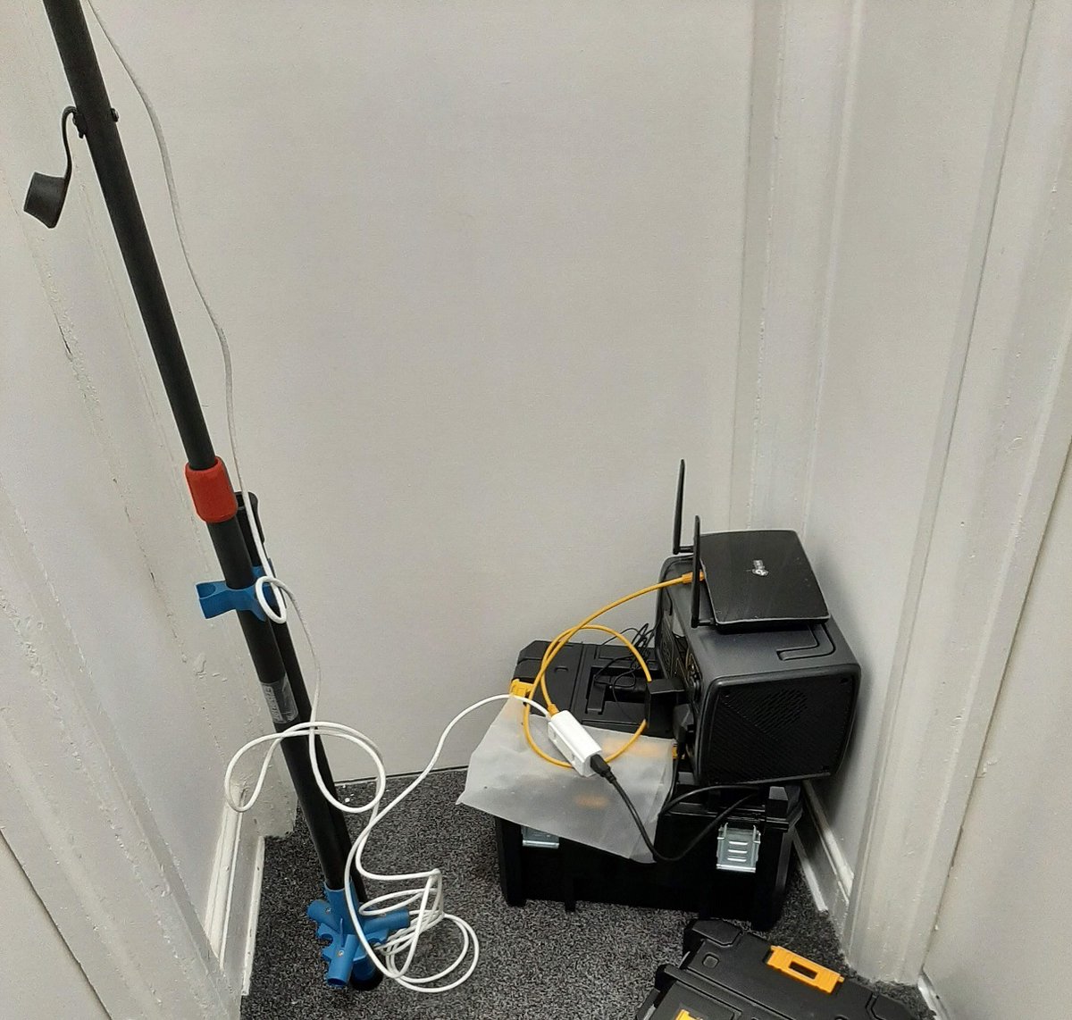 SirrahTech's tweet image. Conducted a Wi-Fi survey at student housing in Middlesbrough last week.  Our &quot;AP on a stick&quot; and portable power pack lets us temporarily stage APs to validate our predictive design, ensuring a great Wi-Fi network with max signal coverage.  #WiFi #WiFiSurvey #Unifi #WiFiDesign