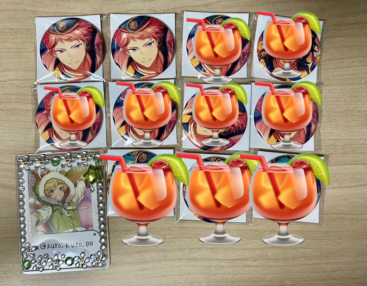 kuro_kuro_00's tweet photo. 【交換】あんスタ　エレメント　缶バッジ　五奇人　旧fine

【譲】
宗

【求】
夏目　つむぎ

初回プロカ必読。郵送希望。
２点纏めてでお願いします。 https://t.co/IC8zumiymo