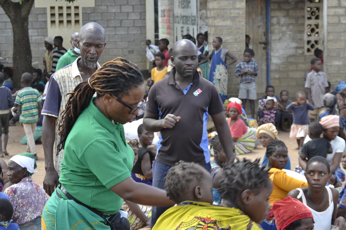 On Sunday Mzuzu University donated various items to 100 households (405 people) at Namatuni Primary School in T/A Mthiramanja, Mulanje. The items, worth K13.5 million, were clothes, beddings, shoes, sanitary pads and soap collected from MZUNI Council, employees and students.
