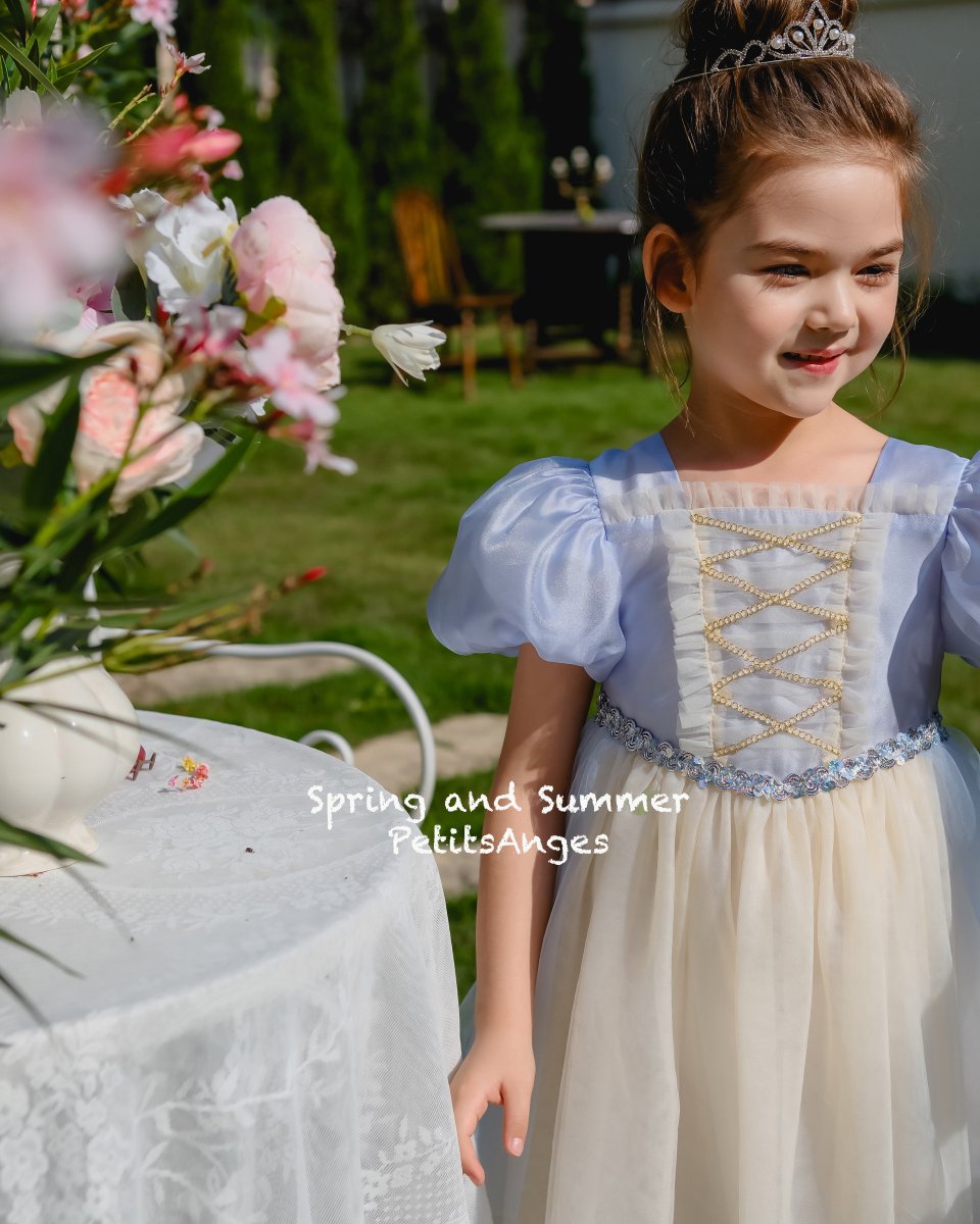 petitsangeshk's tweet photo. New arrivlas!
Princess tulle Dress.
https://t.co/zoPnJ47eSQ
#PetitsAnges #Flowergirldress #Tulledress #weddingdress #Bridesmaid #Birthday #Gown #Party #Pageantdress #toddler #toddlerdress #dancingdress #kiddress #tutudress #toddler #springdress https://t.co/mWKpPTxFeh