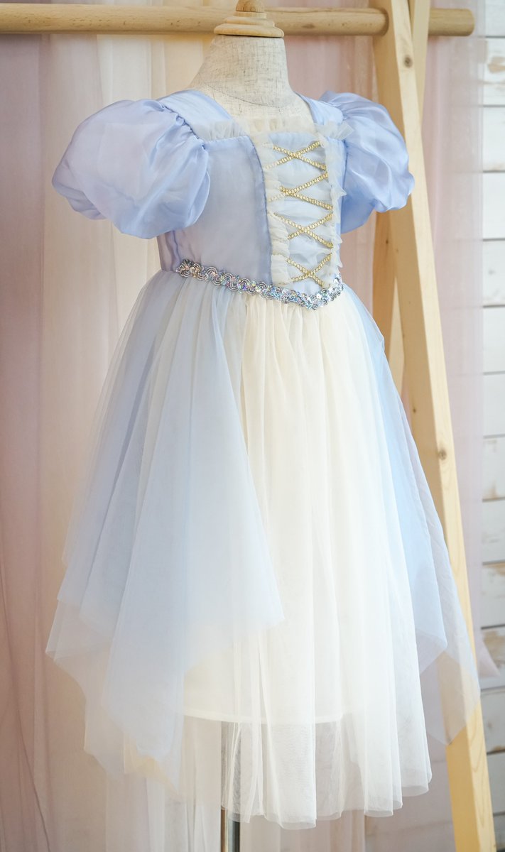 petitsangeshk's tweet photo. New arrivlas!
Princess tulle Dress.
https://t.co/zoPnJ47eSQ
#PetitsAnges #Flowergirldress #Tulledress #weddingdress #Bridesmaid #Birthday #Gown #Party #Pageantdress #toddler #toddlerdress #dancingdress #kiddress #tutudress #toddler #springdress https://t.co/mWKpPTxFeh