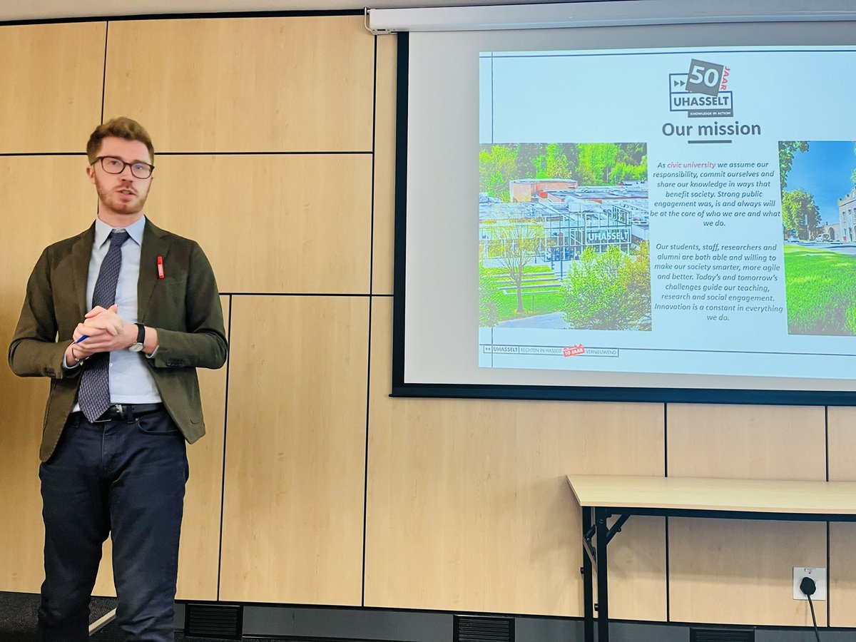 BernardVheusden's tweet photo. Socially engaged students making a difference via the Law Clinic. Excellent presentation by the colleagues @UPTuks and @MFermeglia90 @uhasselt during our state visit in South Africa. 
#communityservicelearning https://t.co/tzagMzUxkP