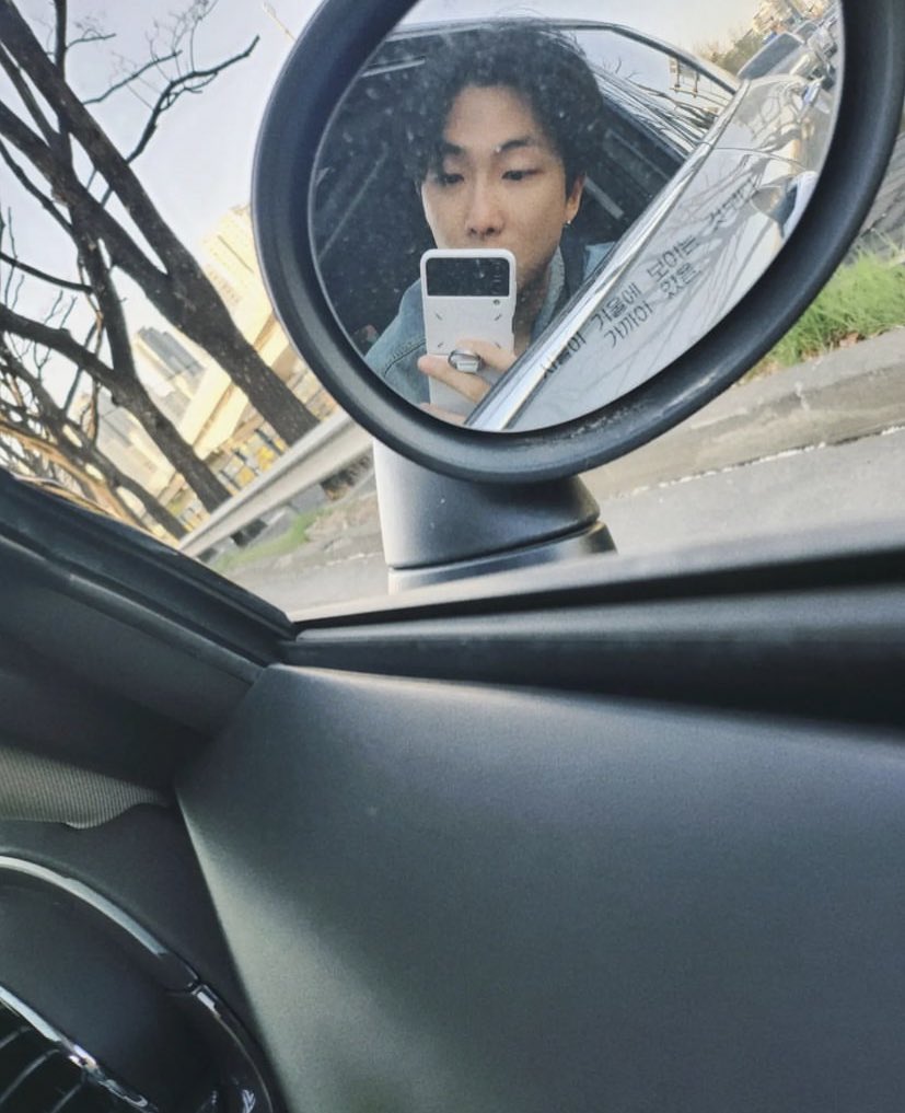 namjoon pics tweet media