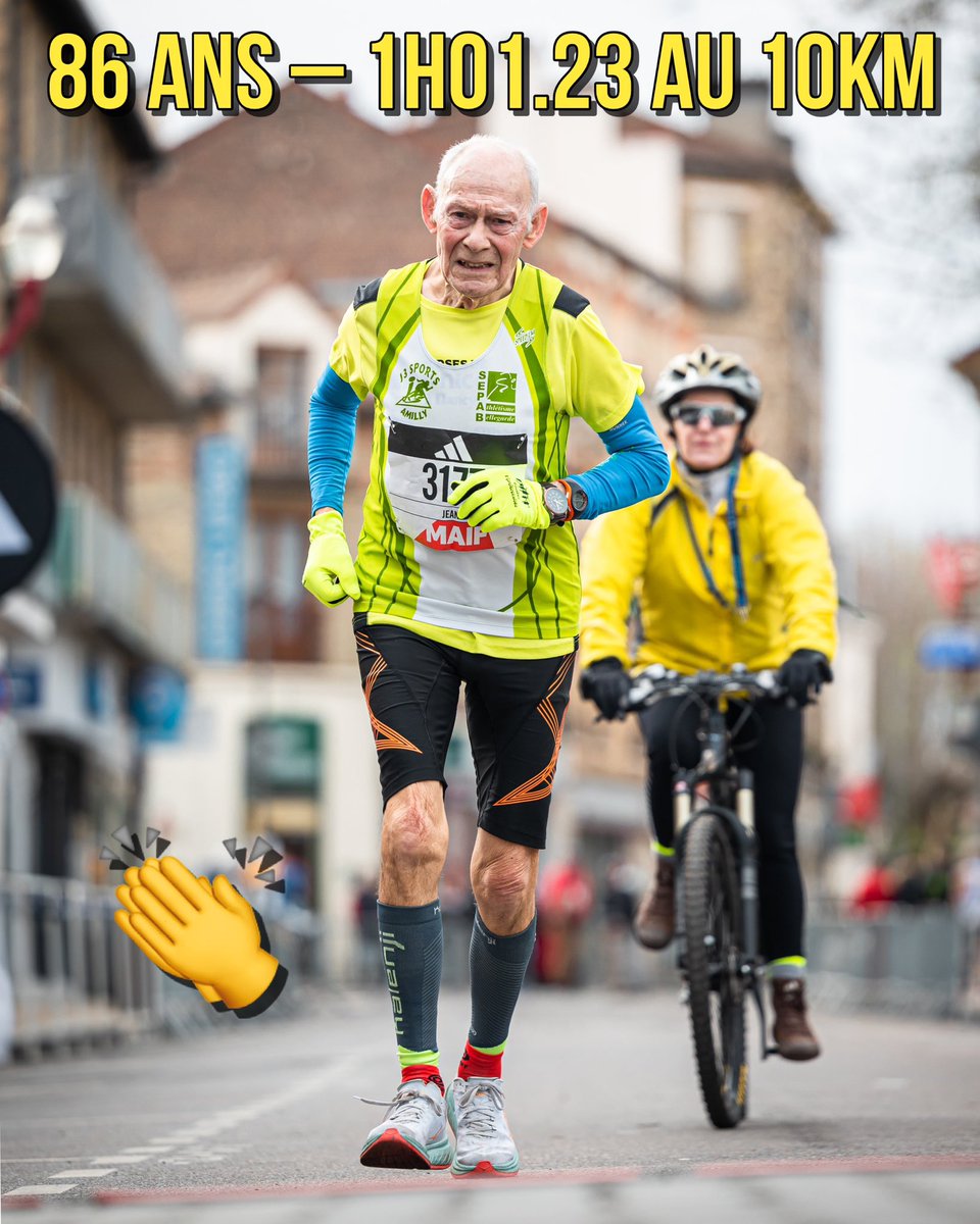 RUN_IX's tweet photo. 👴 L’athlète du jour : super-papi Jean Poussineau (🇫🇷) – 86 ans et sacré champion de France du 10 kilomètres hier dans sa catégorie d’âge en 1H01.23 🙆‍♂️ Moyenne de 6:08/km et avec un grand sourire à l’arrivée de la course 😊 Courir = vivre + longtemps en bonne santé ! https://t.co/XdsMzyYt8Q