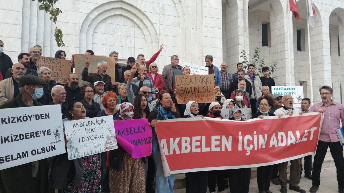Bugün 14:00’te; Muğla'da ormanlar yanarken Akbelen'de ağaç kesen YK Enerji’nin değil, kesimi durduran kadınlarımızın yargılandığı davanın 6. duruşması görülecek.

Darp edilerek ormandan atılan kadınlarımıza asılsız beyanlar ve suçlamalarla açılmış haksız davada, adalet istiyoruz!