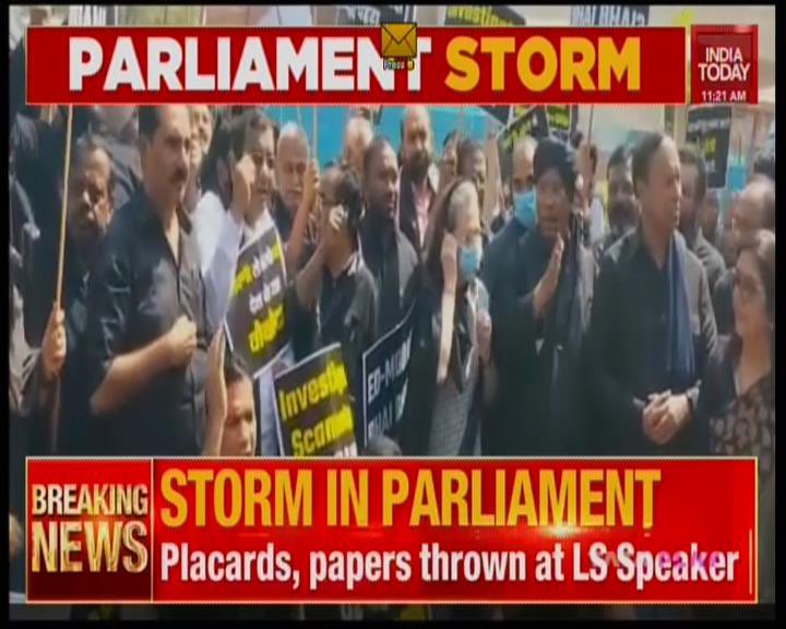Shehzad_Ind's tweet photo. Shocking 
Shameful 
Disgraceful 

Papers thrown at Speaker from Congress camp / Opposition camp 

Defiling the Temple of Democracy 

IT IS CLEAR THAT GANDHIS FEEL THEY ARE ABOVE PARLIAMENT 

THEY ARE ABOVE COURTS 

THEY CAN ABUSE OBC/ PARLIAMENT/ INDIA 

THEY WANT A SEPARATE LAW FOR GANDHIS AND THEY BELIEVE THEY CAN DEFILE PARLIAMENT 

Then they say democracy is dead? Who is killing democracy??

CONGRESS KA DURAGRAHA