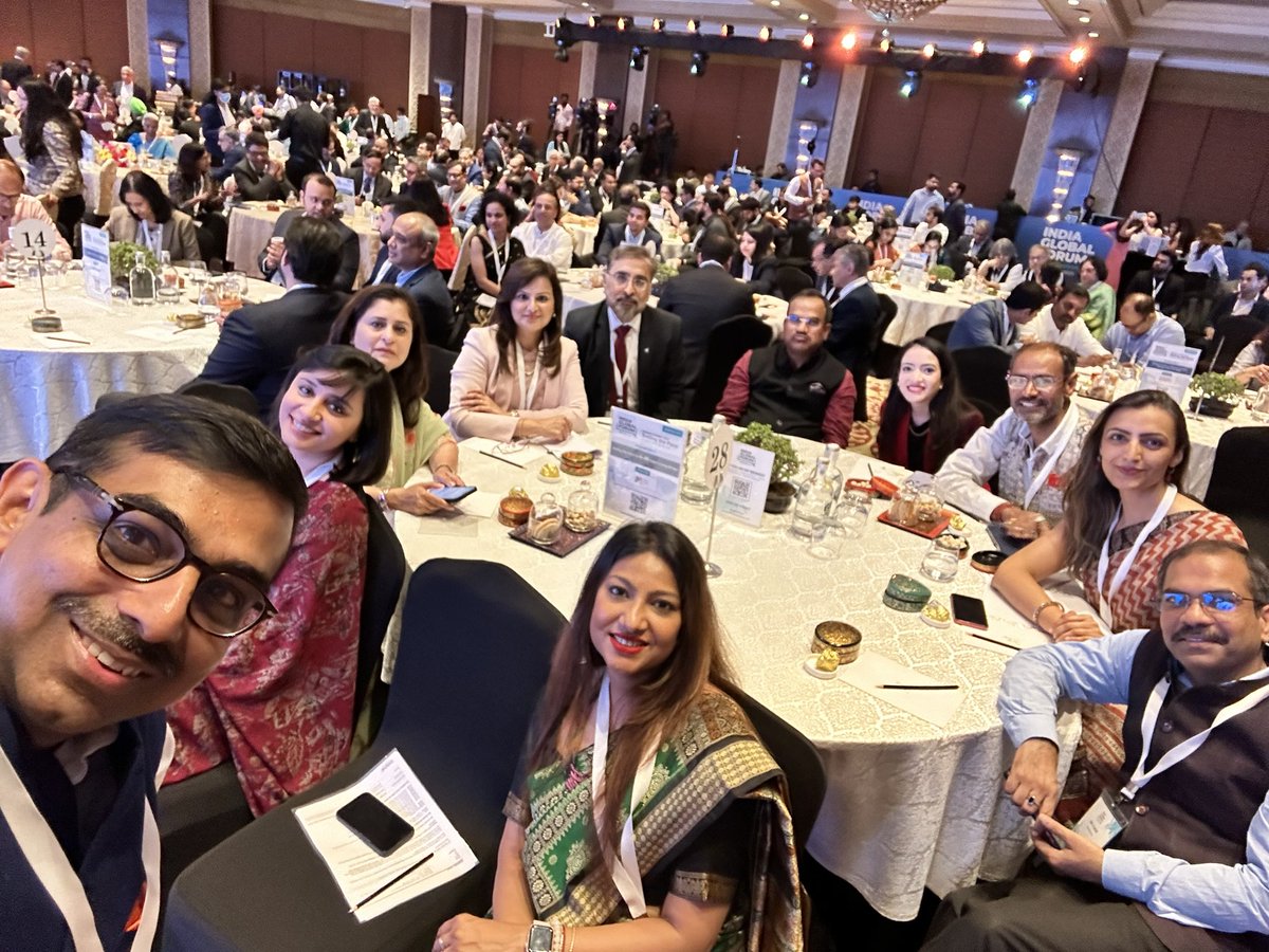 Devapriya Khanna tweet media