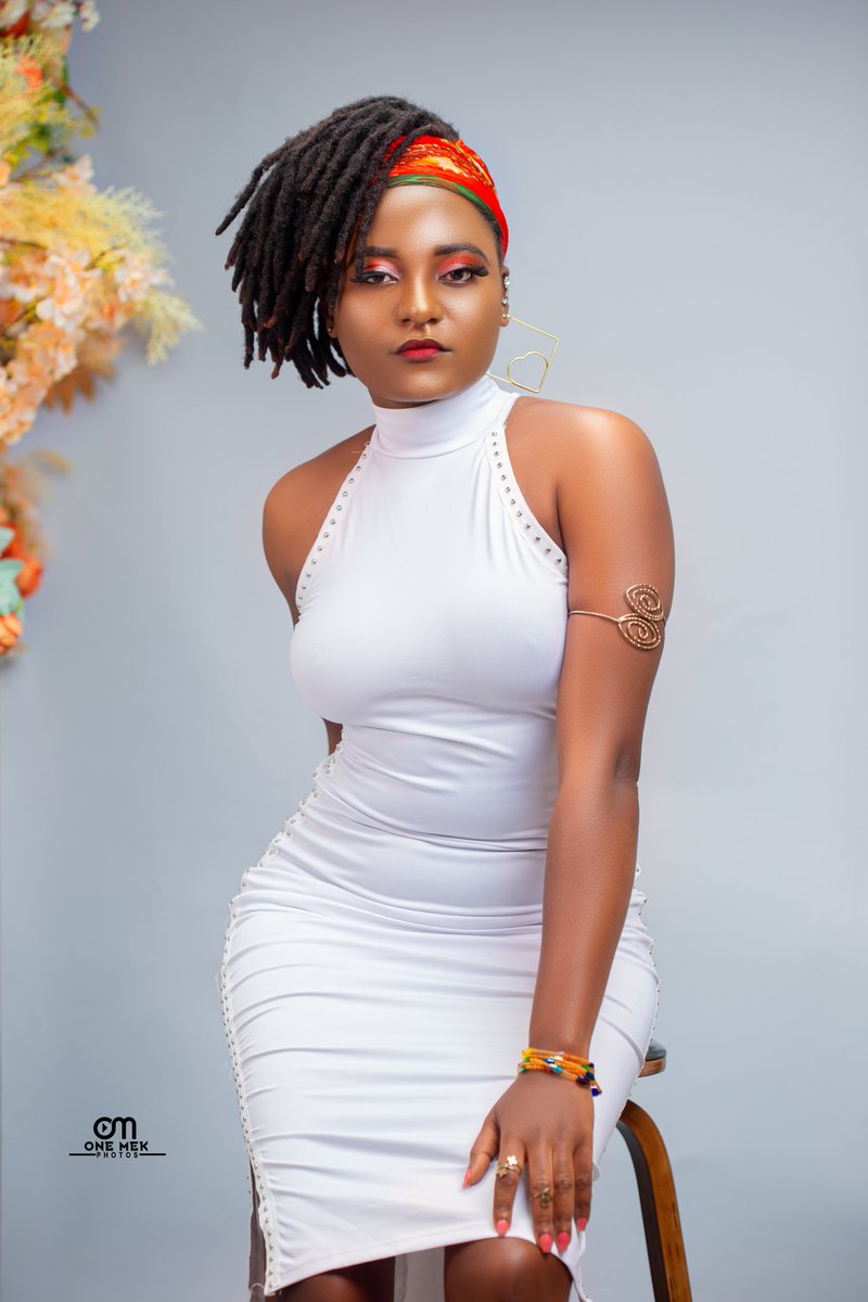 EdictaQueen's tweet image. Happy birthday to me! My life is a blessing from heaven above. I am leading my life as per God’s plan. I am grateful to all and I will count my blessings.