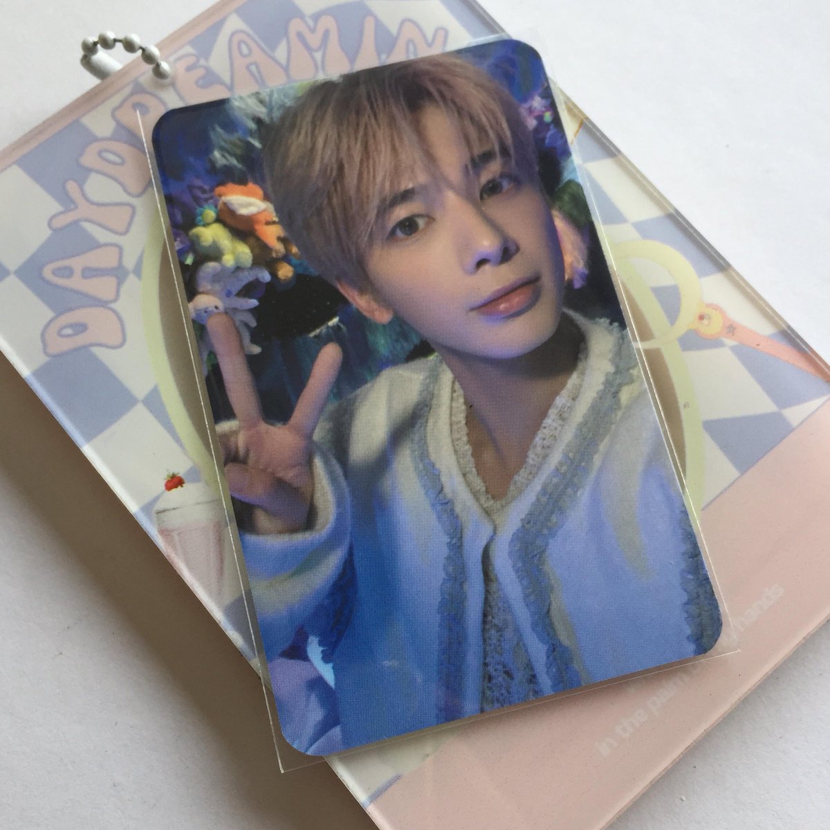 arvscart's tweet photo. — #_arvsmail || #fromsunshai #thankieshai @sunshaicart
╰ so sorry for the late feedback but I was able to receive taehyun m2u r1 safely!! thank you so much for this transaction and for letting me adopt my prio tyun tnct pc <33 https://t.co/9VIA1eFAdy