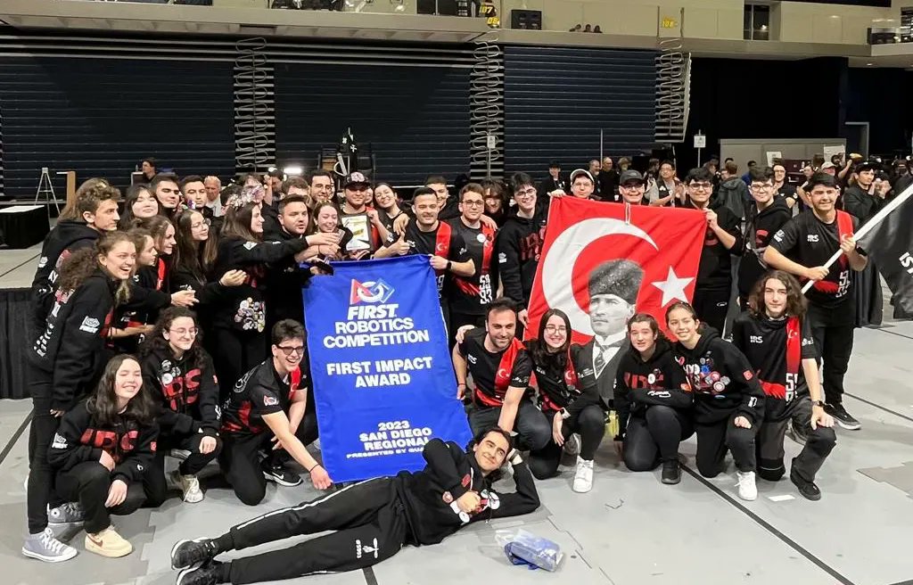 barisc3tin's tweet photo. With years of hard work, all of our members worked tirelessly to make this award possible. The season we called the golden season at Istech Robotics Society brought us much more valuable things than gold.

@irs5993 @istekokullari @FYukselFound https://t.co/rehgisGxnF