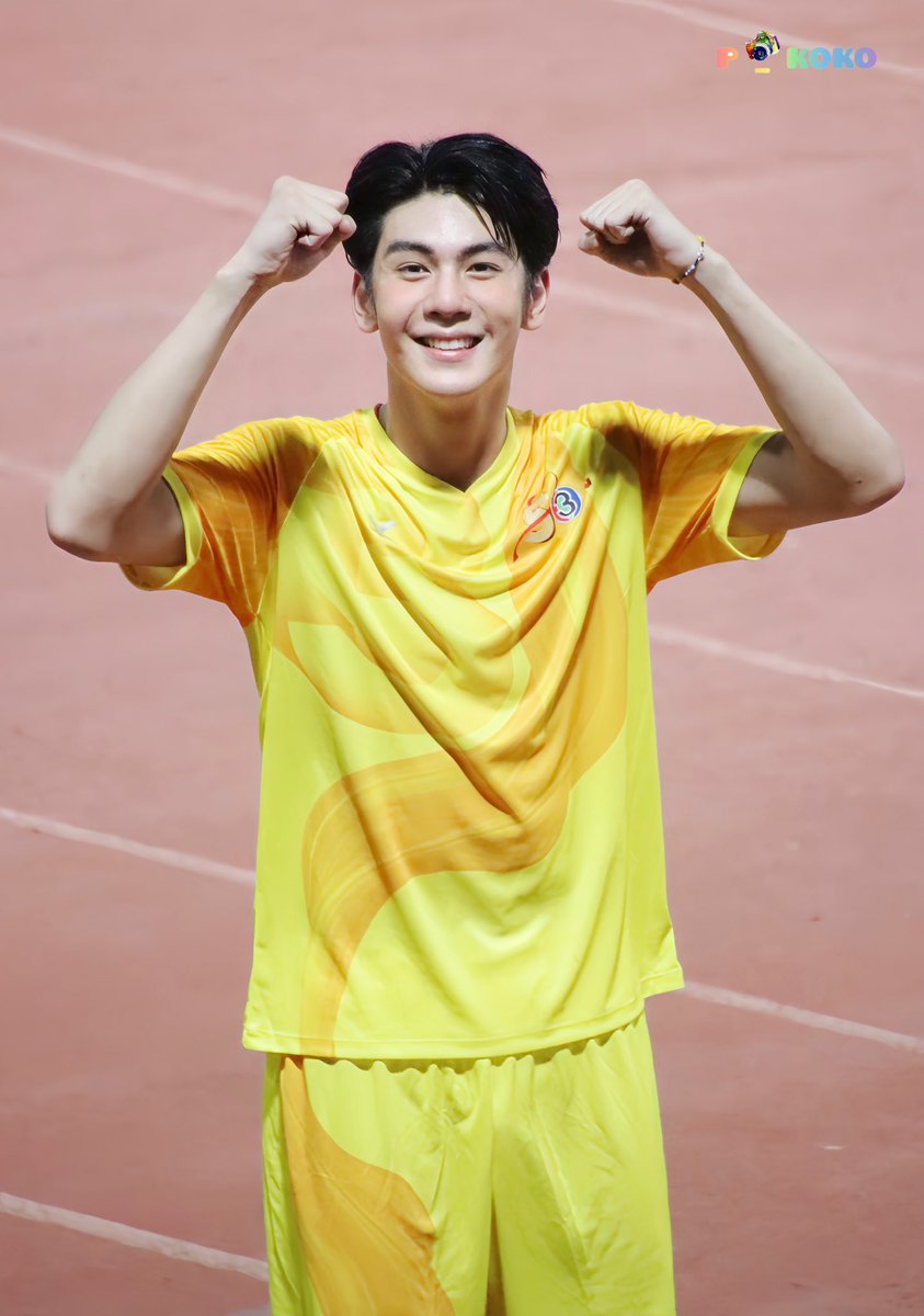 P_KOKO1995's tweet photo. พระเอกสุดหล่อเดินมาขอกำลังใจขนาดนี้
จะไม่กรี๊ดยังไงไหวละค้าบ🥰

@ryuvachirawich 

#TeamRYU
#ริววชิรวิชญ์
#53ปีช่อง3ดีต่อใจ 
#ryu_vachirawich
#RyuVachirawich
#RyuPower
#belovedfestival53ปีดีต่อใจ https://t.co/DtWJgMevAP