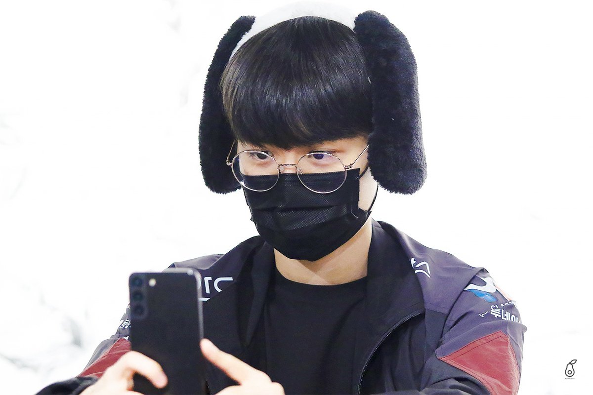 230317 LCK 광동 vs KT 

🐶

#LCK #KT #KTWIN  #Cuzz #커즈 #문우찬