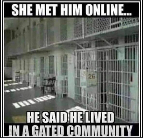 ZeldaNyamuba's tweet photo. He told me he stayed in a gated community 🤦♀️
#propertyinzim
#realestateagent
#realestatezimbabwe
#propertyzimbabwe
#forsalebyzelda
#yourrealtor
#nyasha(grace)
#worldsbestrealtor
#realestatebae
#realestategoals
#commercialrealestate
#realtorlife
#realtorvillerealestate https://t.co/UAWa5vfDao