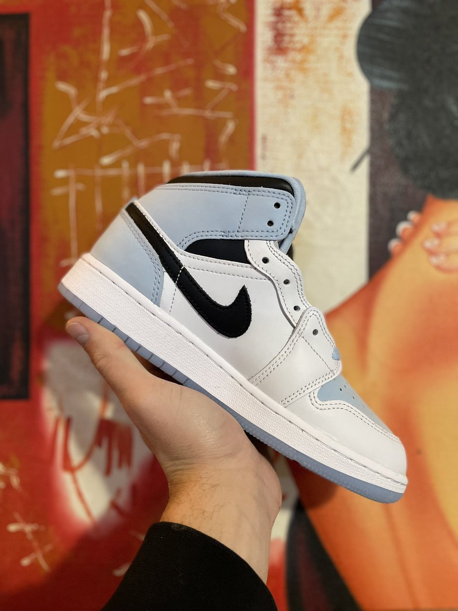 SneakersOurWorld (StylePushers) tweet media