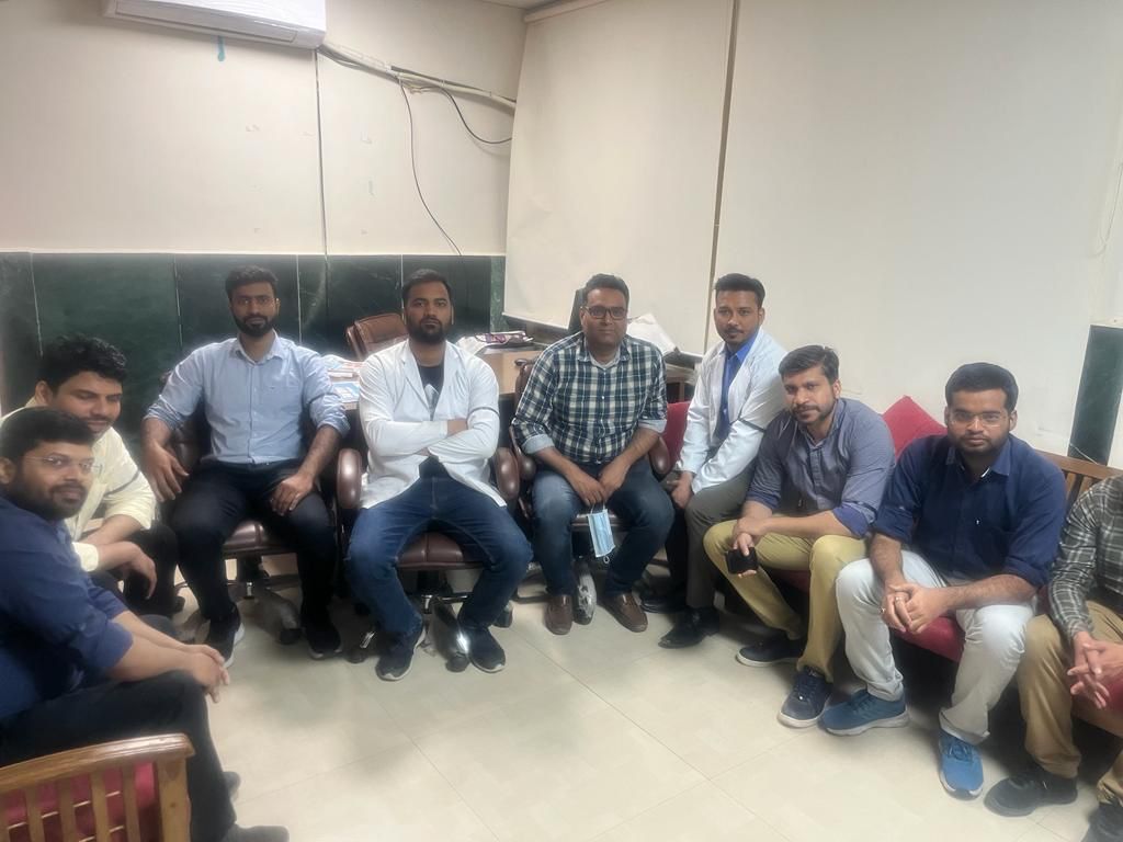 HealthLive tweet media