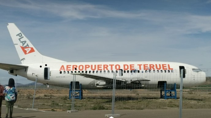 Campus de Teruel (@teruelcampus) on Twitter photo El presidente del Gobierno de Aragón, manifestó que la UZ en colaboración con la UNED, implantaría el grado de aeronáutica en Teruel.
<a href="/unizar/">Universidad Zaragoza</a>.es El presidente del Gobierno de Aragón, manifestó que la UZ en colaboración con la UNED, implantaría el grado de aeronáutica en Teruel.
<a href="/unizar/">Universidad Zaragoza</a>.es