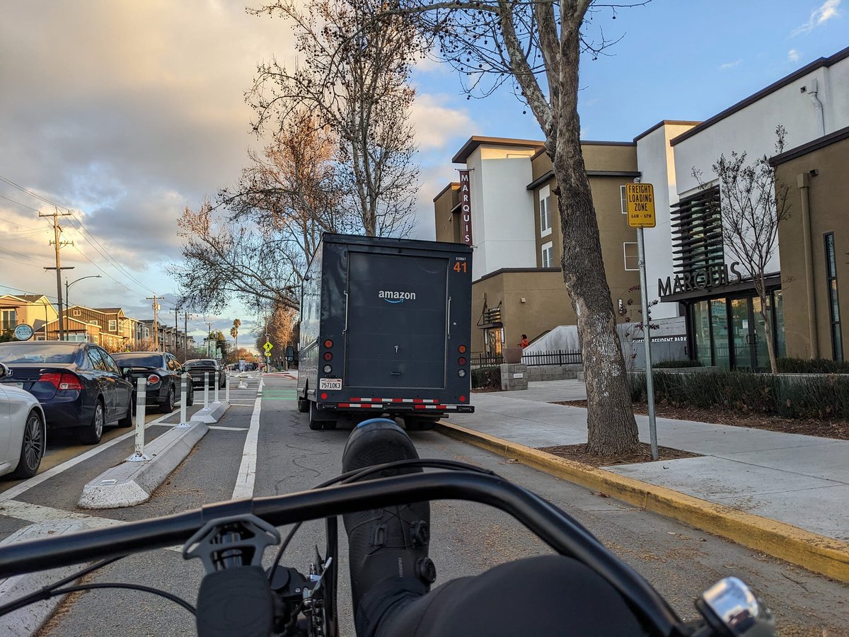 SJRides's tweet photo. Hi @Amazon @AmazonHelp , how can we report when your drivers put bicyclist safety at risk by illegally blocking bike lanes?  Can you improve driver training to stop your logo from being associated with illegally blocked bike lanes? https://t.co/yid5SSKyN0