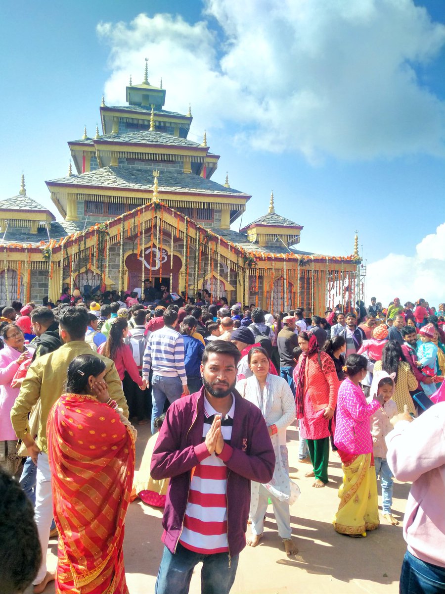 VivekShah42_'s tweet photo. Jai Maa Surkanda 🙏❤️
#JaiMataDi #jaiMaaSurkanda #dehradun #Uttarakhand #dhanaulti #surkandadevitemple https://t.co/aF9MPgBfZH