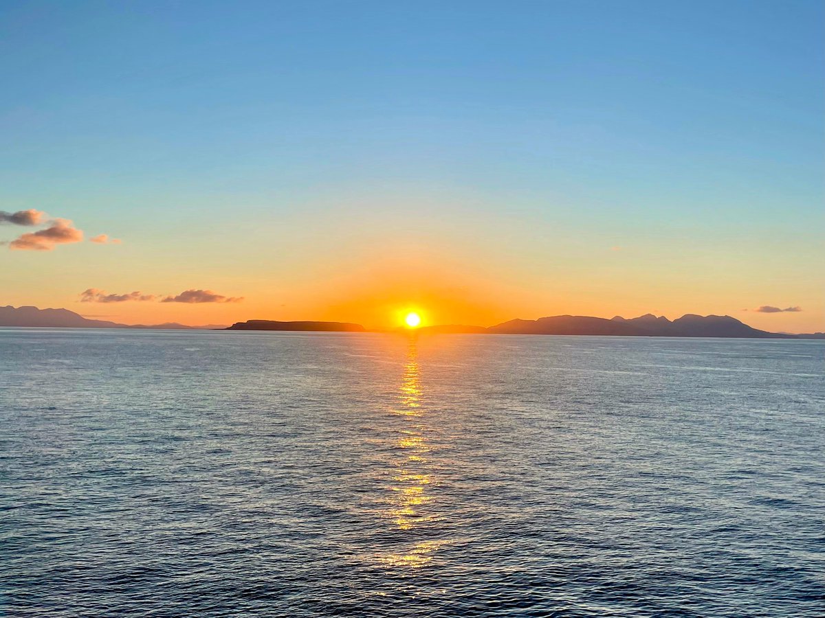 Just glorious 🌅 ...this morning's sunrise over Rum and Canna