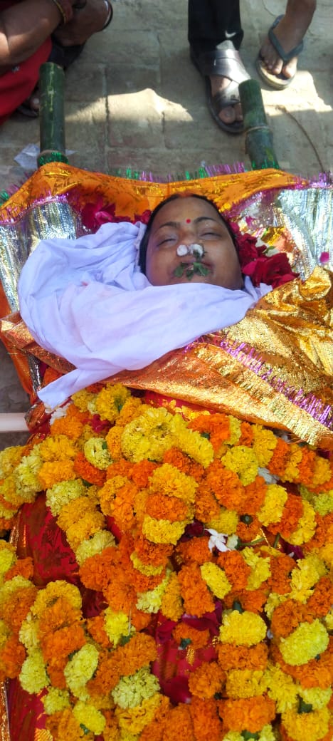 SushilPandeyBa1's tweet photo. माननीय मुख्यमंत्री जी ANM 9212 भर्ती में नियुक्ति पत्र देने की कृपा करें |ANM बहने मानसिक पीड़ा की शिकार होती जा रही है।ये चयनित बहन है जिनकी मृत्यु कल रात में हो गई।मानसिक तनाव के कारण।🙏🏻🙏🏻
@myogioffice
@myogiadityanath
@brajeshpathakup
@VinodAgnihotri7
@aajtak
@indiatvnews https://t.co/ueYsoDOV9O