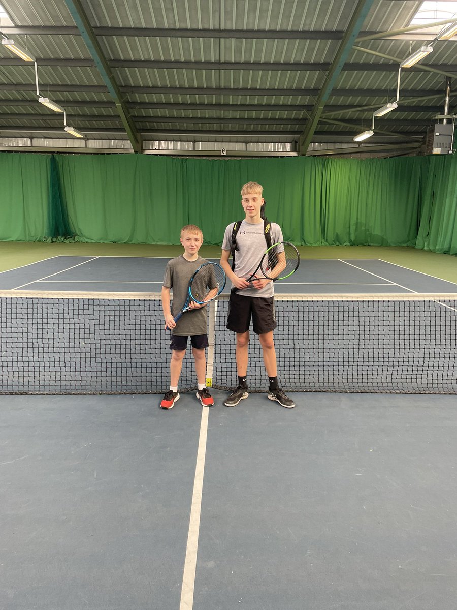Boys U14 Div 2

Winners - Birkenhead
Runners up - Woodside

@LTACheshire 
<a href="/BirkenheadLTC/">Birkenhead LTC</a> 
<a href="/Woodside_Coach/">Woodside Tennis Club</a>