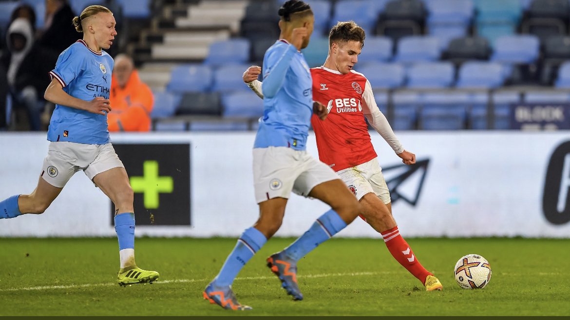 Stomach is turning like mad, big day for our Kyle as the decision is made on wether he gets his pro contract at Fleetwood or not. You got this son 🤞🔴⚪️