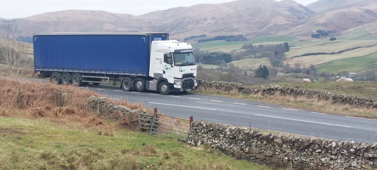 What a stunning view to have on your pit stop… the scenery isn’t bad either! Can you name the location?
#HappyMonday #GortonBrothersLtd #DedicatedTransport #Logistics #PalletDistribution #WarehouseStorage
