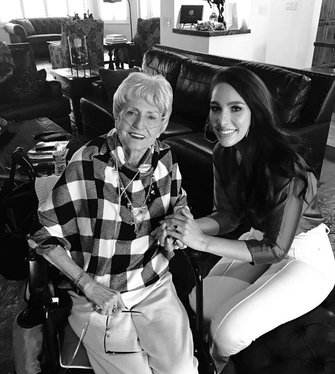 Jazzabellejones's tweet photo. They say time heals all wounds, in this case it’s only getting harder. Today would have been this beautiful woman’s birthday and it feels empty celebrating without her 🖤 https://t.co/2h264lRtId