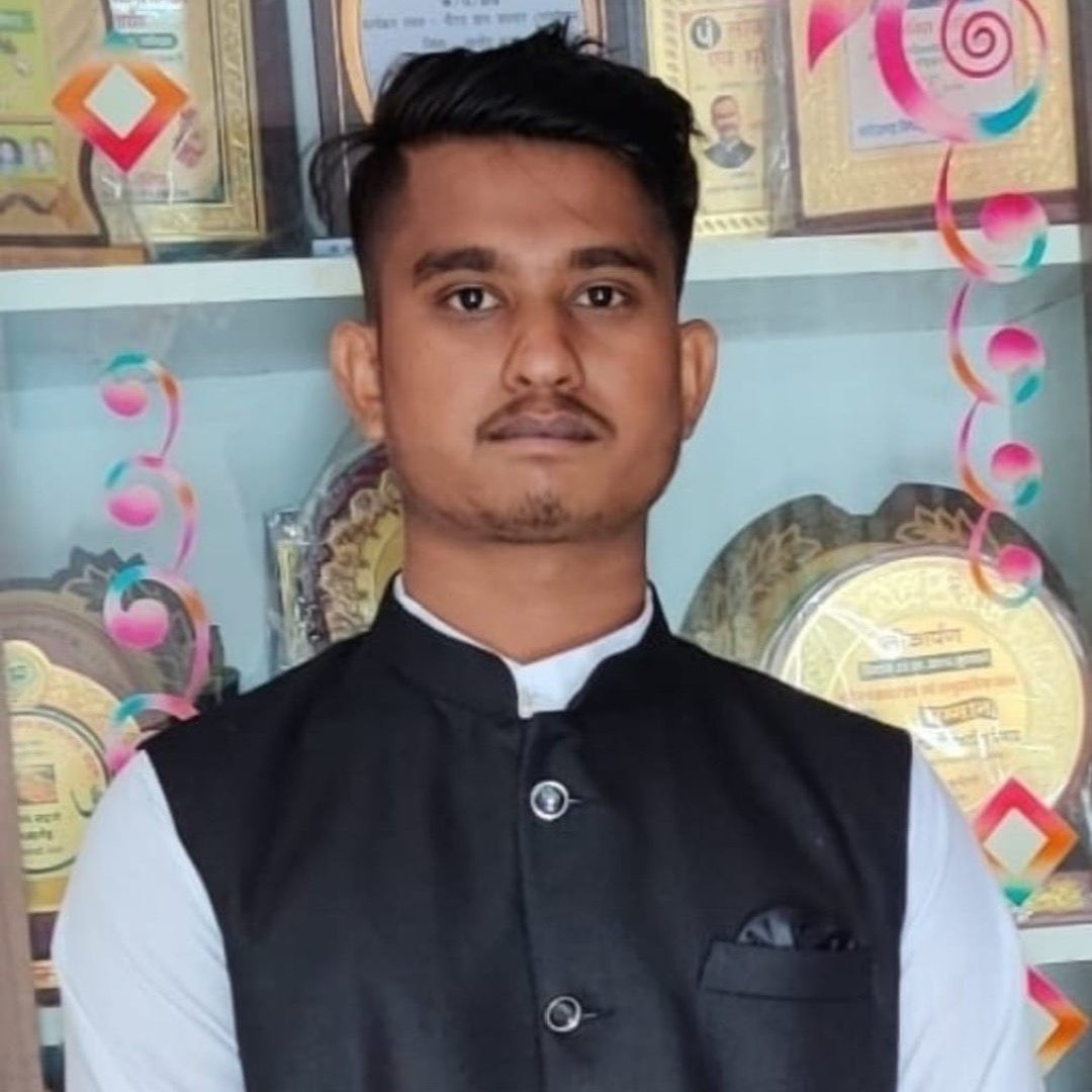 मुख्यमंत्री श्री <a href="/bhupeshbaghel/">Bhupesh Baghel</a> ने खैरागढ़ विधायक श्रीमती <a href="/VermaYasodha/">Yashoda Verma Congress</a> के पुत्र #प्रवीण_वर्मा के निधन पर गहरा दुःख व्यक्त किया है।

- उन्होंने ईश्वर से मृतात्मा को अपने श्री चरणों में स्थान देने व शोक संतप्त परिजनों को यह असीम दुःख सहने की शक्ति प्रदान करने की प्रार्थना की है।
