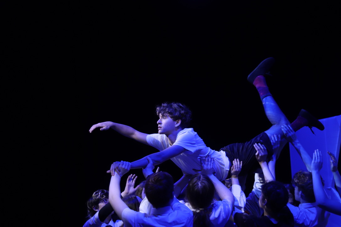 Fantastic performance of NT Connections - Strangers Like Me by our students last week! 😊

We are so proud of the cast 👏 Well done!  

We can't wait to perform at our partner theatre! 

#PerformingArts #Theatre <a href="/edmundharris/">Ed Harris 🥽🐥🌸</a> <a href="/NationalTheatre/">National Theatre</a>