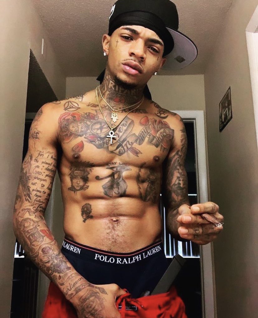 MalezIntl's tweet photo. 🔥 🥷 
📷 @RealHoodFather https://t.co/8zUUsoVQkk