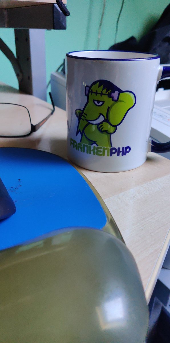 Steftweet78130's tweet image. Merci à @coopTilleuls pour ce joli mug pour promouvoir ce super projet. #FrankenPhp #Symfony_Live