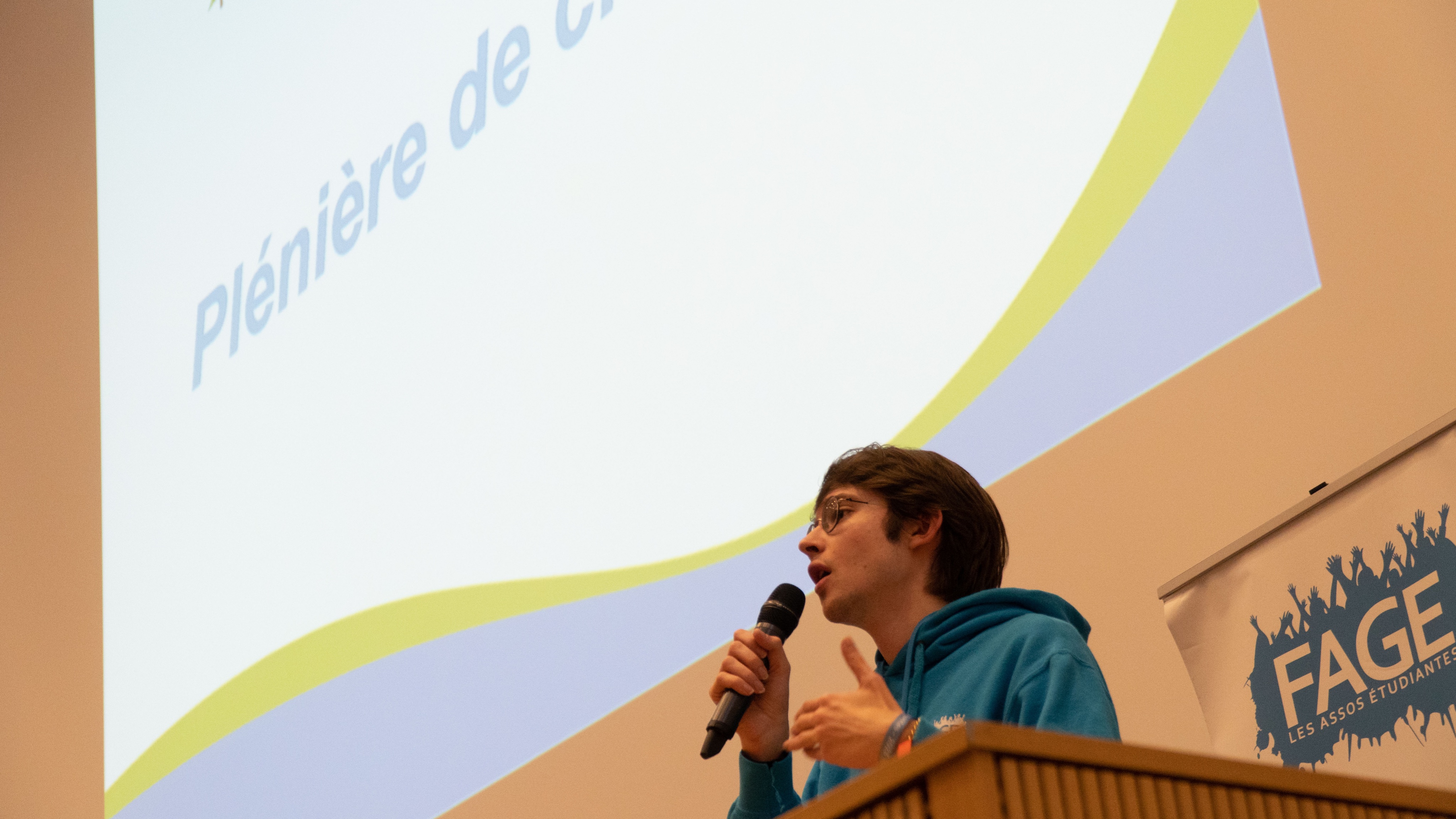 FAGE (La_FAGE) / Twitter