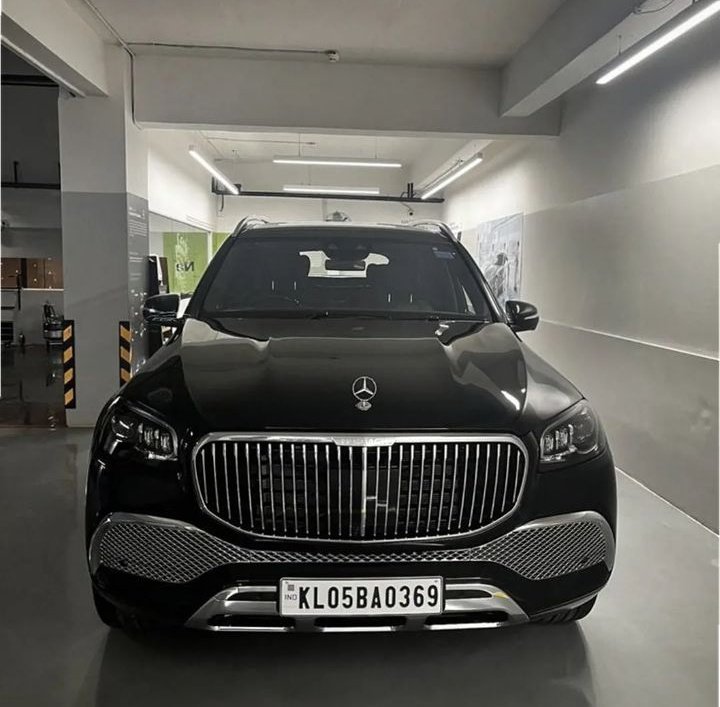 fAedo_99's tweet photo. Latest entry to the #369Garage ‼️
#Maybach #GLS600 ❤️🔥
#Mammootty #DulquerSalmaan https://t.co/dkoQW0KFtb